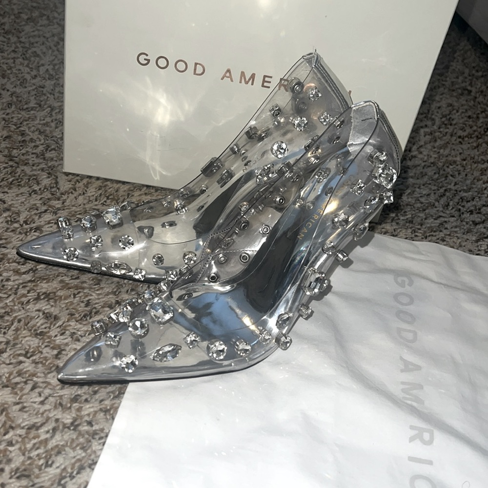 These Good American heels are the glitziest, glammest, hottest shoes yet. - Picture 10 of 10